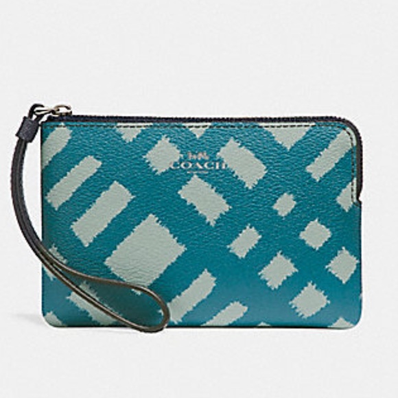 Coach Handbags - 🎉HP🎉Corner Zip Wristlet with Wild Plaid